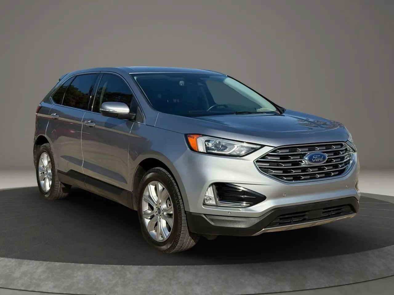 Used 2021 Ford Edge Titanium AWD/4WD image 8