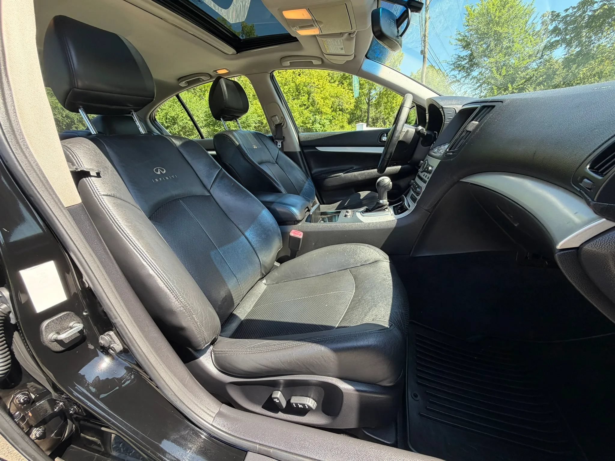 Used 2009 INFINITI G37 Journey w/ Premium Pkg RWD image 15