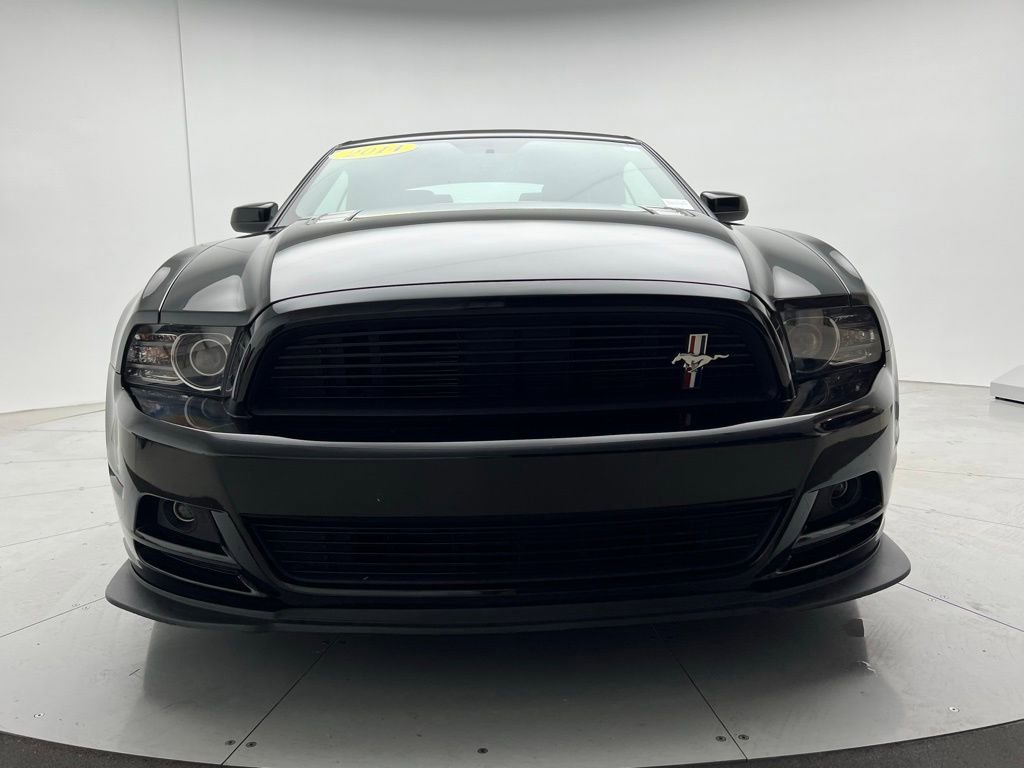 Used 2014 Ford Mustang GT Premium w/ Equipment Group 402A image 24