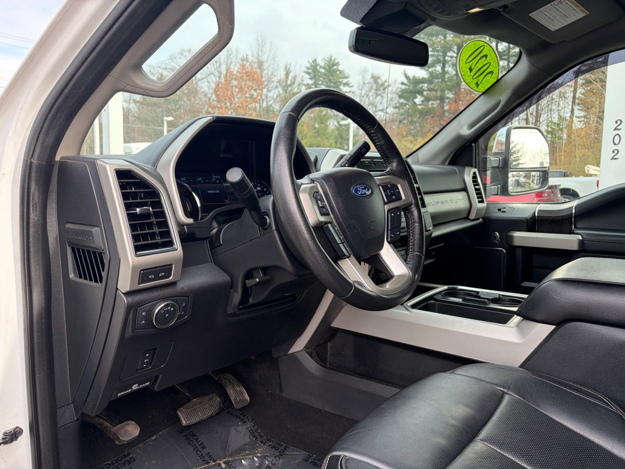 Used 2020 Ford F250 Lariat w/ Chrome Package image 23
