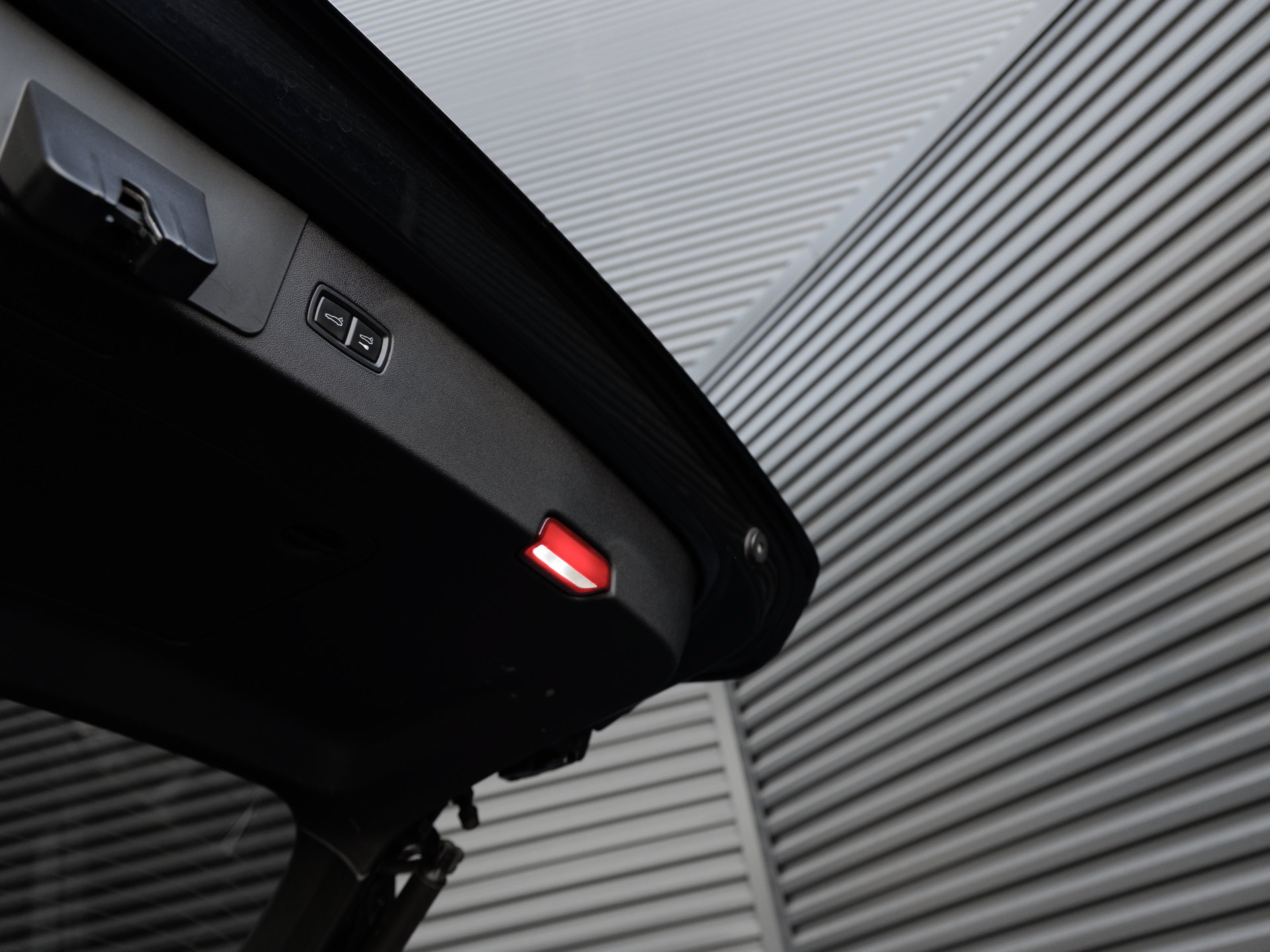 Certified 2023 Porsche Cayenne Platinum Edition AWD/4WD image 30
