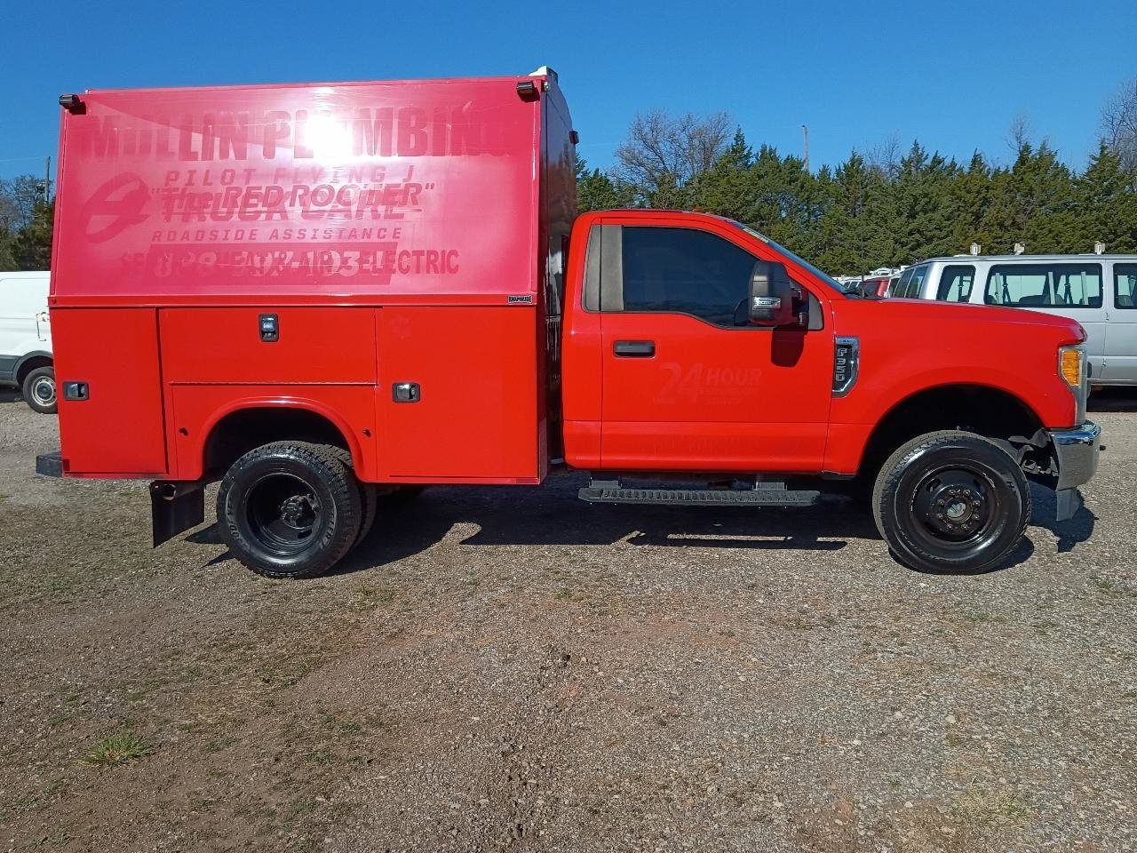 Used 2017 Ford F350 XL w/ Power Equipment Group AWD/4WD image 4