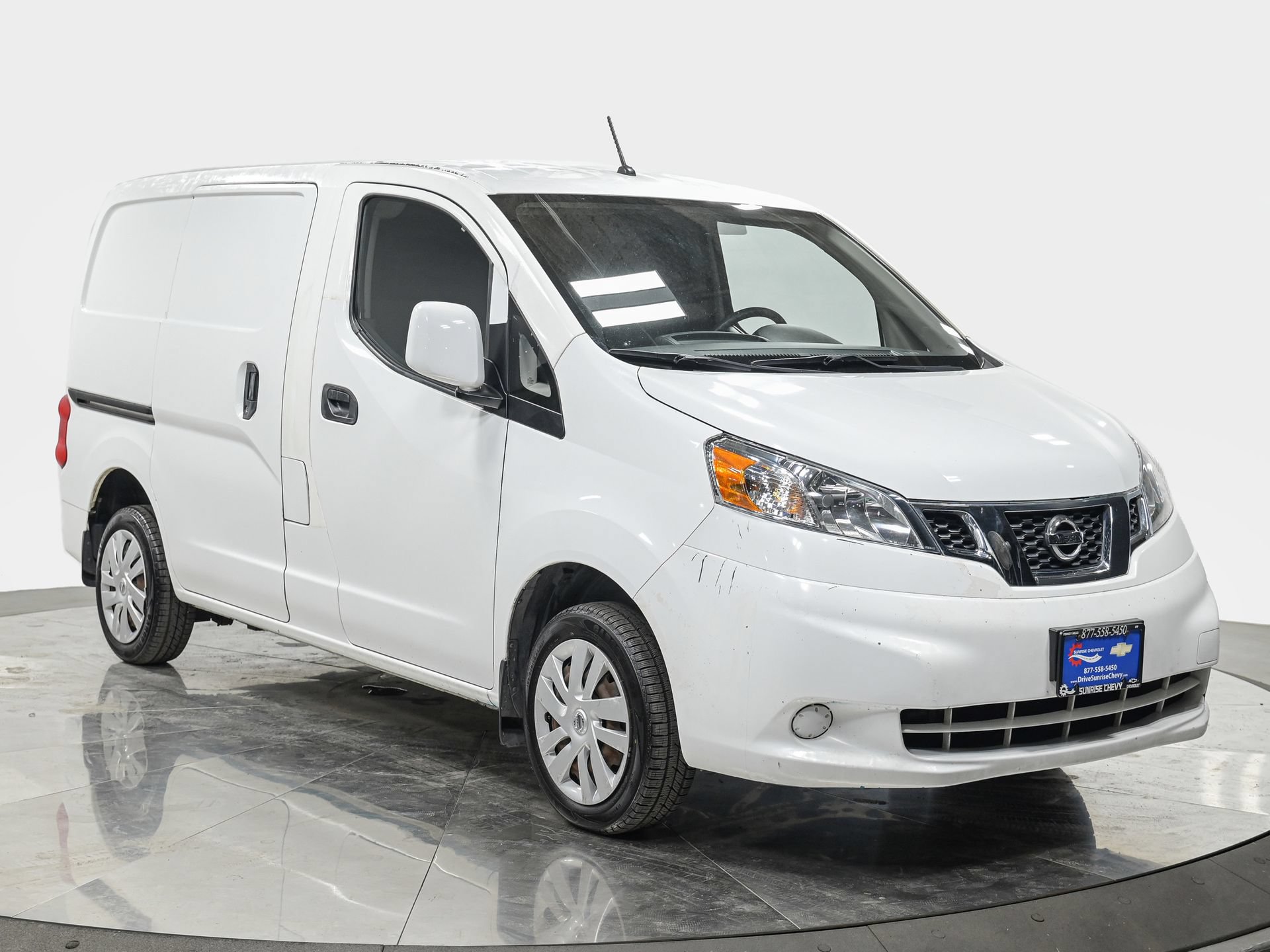 Used 2015 Nissan NV200 SV w/ Exterior Appearance Package FWD image 10