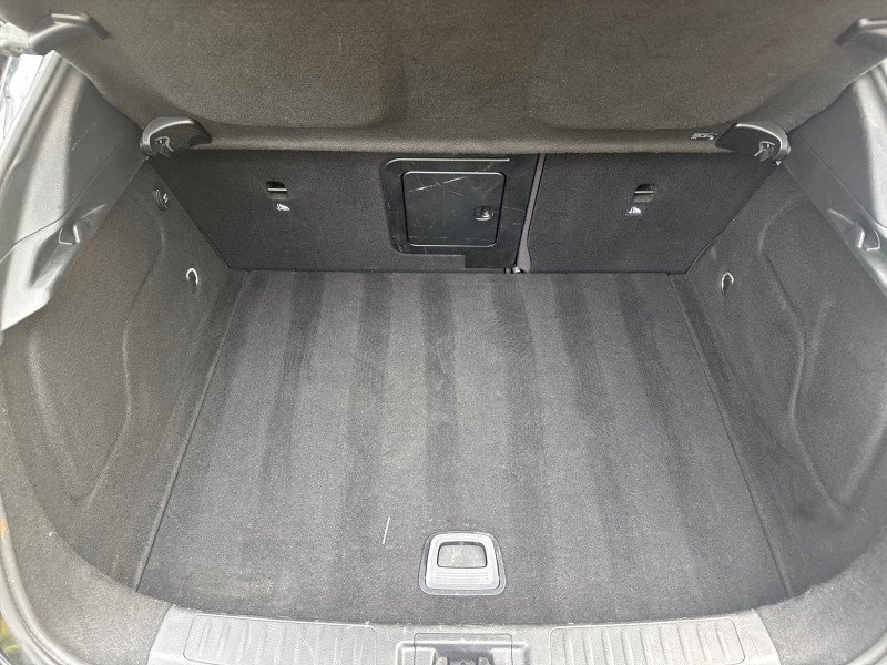 Used 2018 INFINITI QX30 FWD image 31