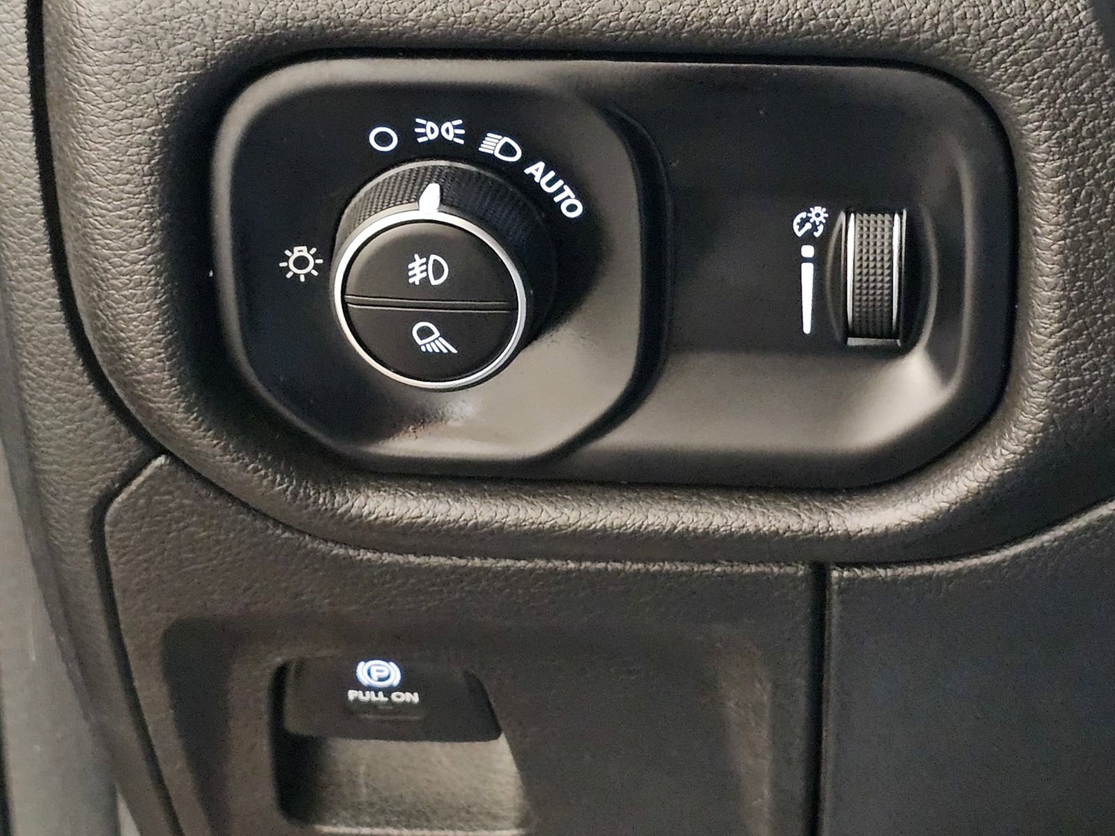 Used 2022 RAM 1500 Big Horn image 23