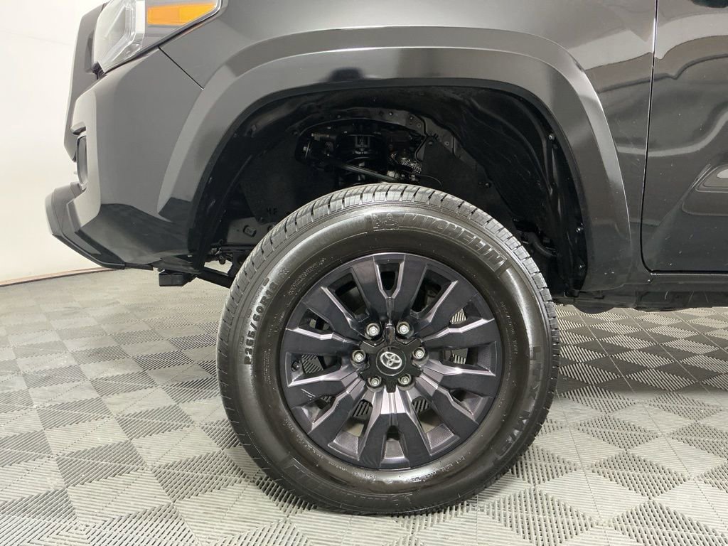 Used 2023 Toyota Tacoma Limited image 7