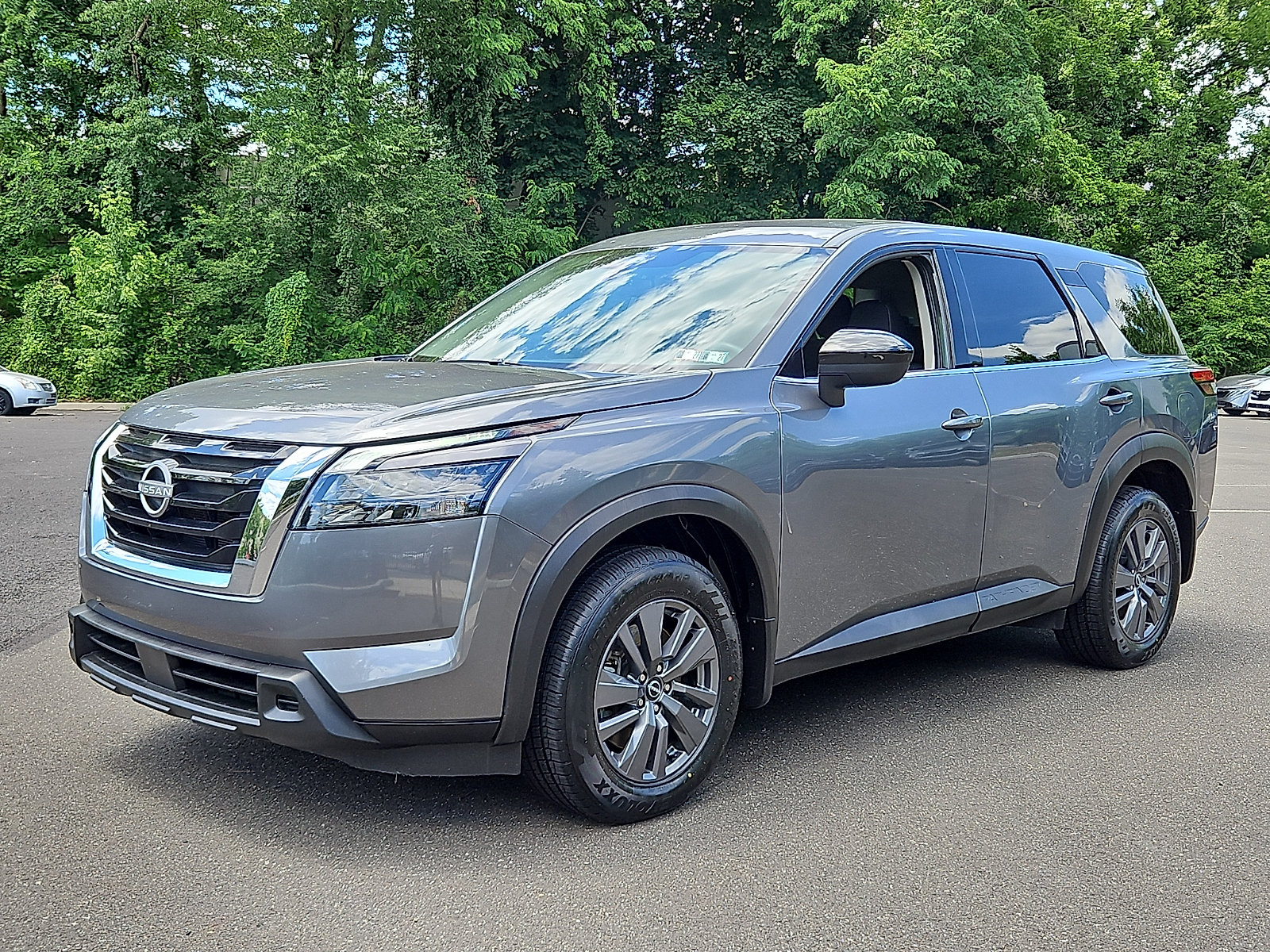 Certified 2024 Nissan Pathfinder S w/ Cargo Package AWD/4WD image 3
