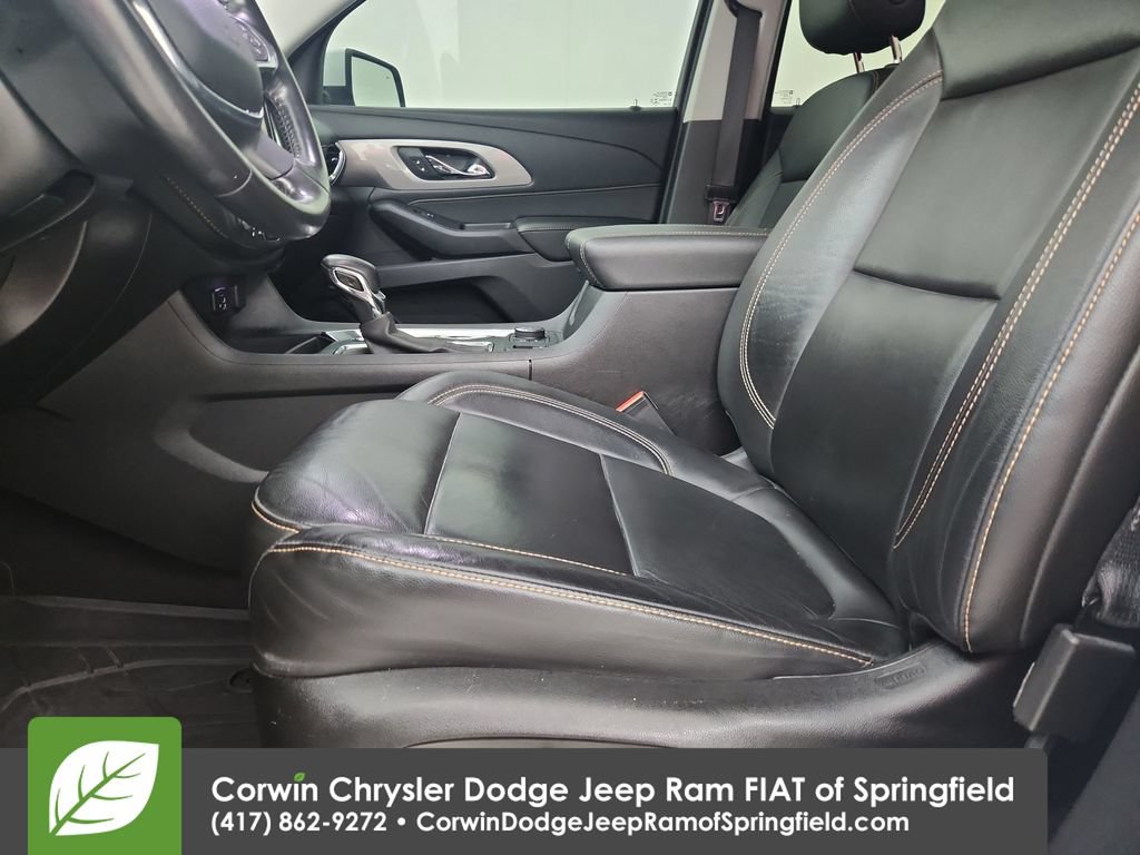 Used 2021 Chevrolet Traverse RS w/ LPO, Floor Liner Package FWD image 20