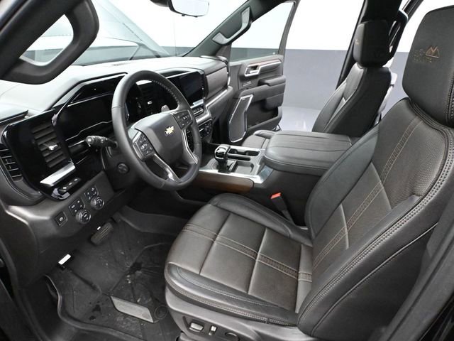 Used 2024 Chevrolet Silverado 1500 High Country w/ High Country Premium Package image 26