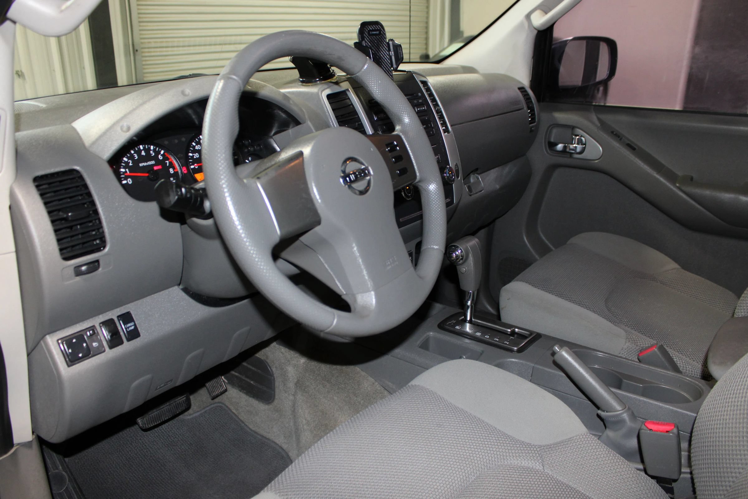Used 2012 Nissan Frontier SV RWD image 18