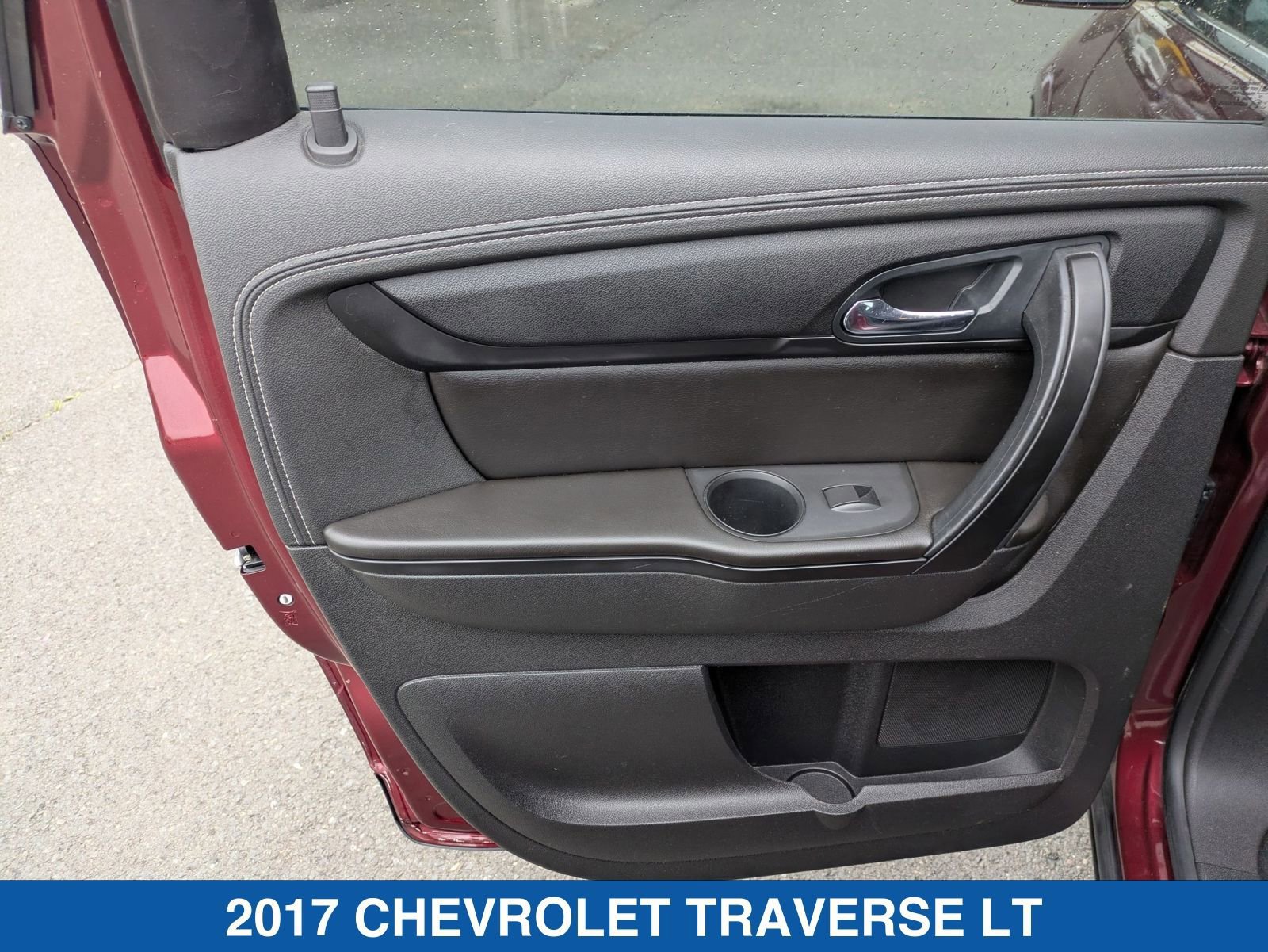Used 2017 Chevrolet Traverse LT AWD/4WD image 28