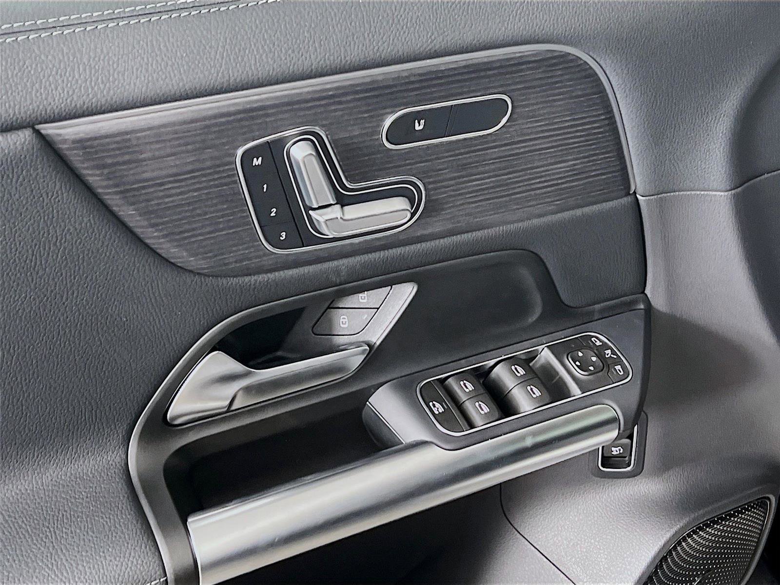 Certified 2026 Mercedes-Benz GLA 250 4MATIC image 17