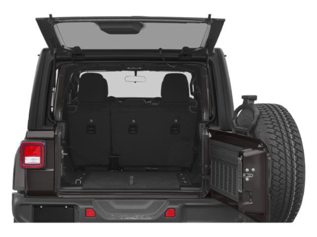 Used 2022 Jeep Wrangler Unlimited Sahara AWD/4WD image 14