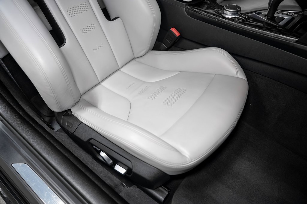 Used 2018 BMW M4 Coupe image 34