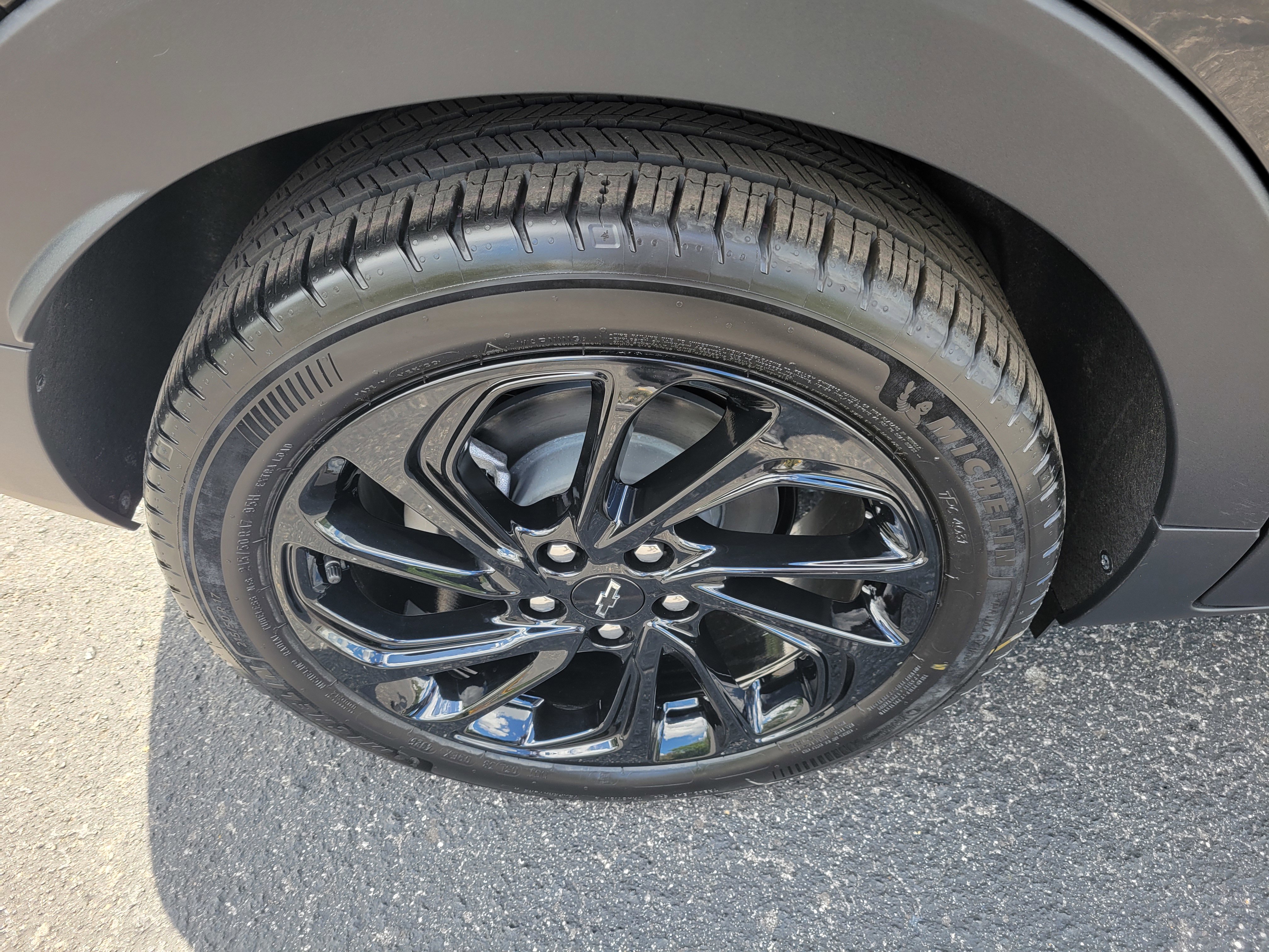 New 2027 Chevrolet Bolt RS w/ Technology Package image 37