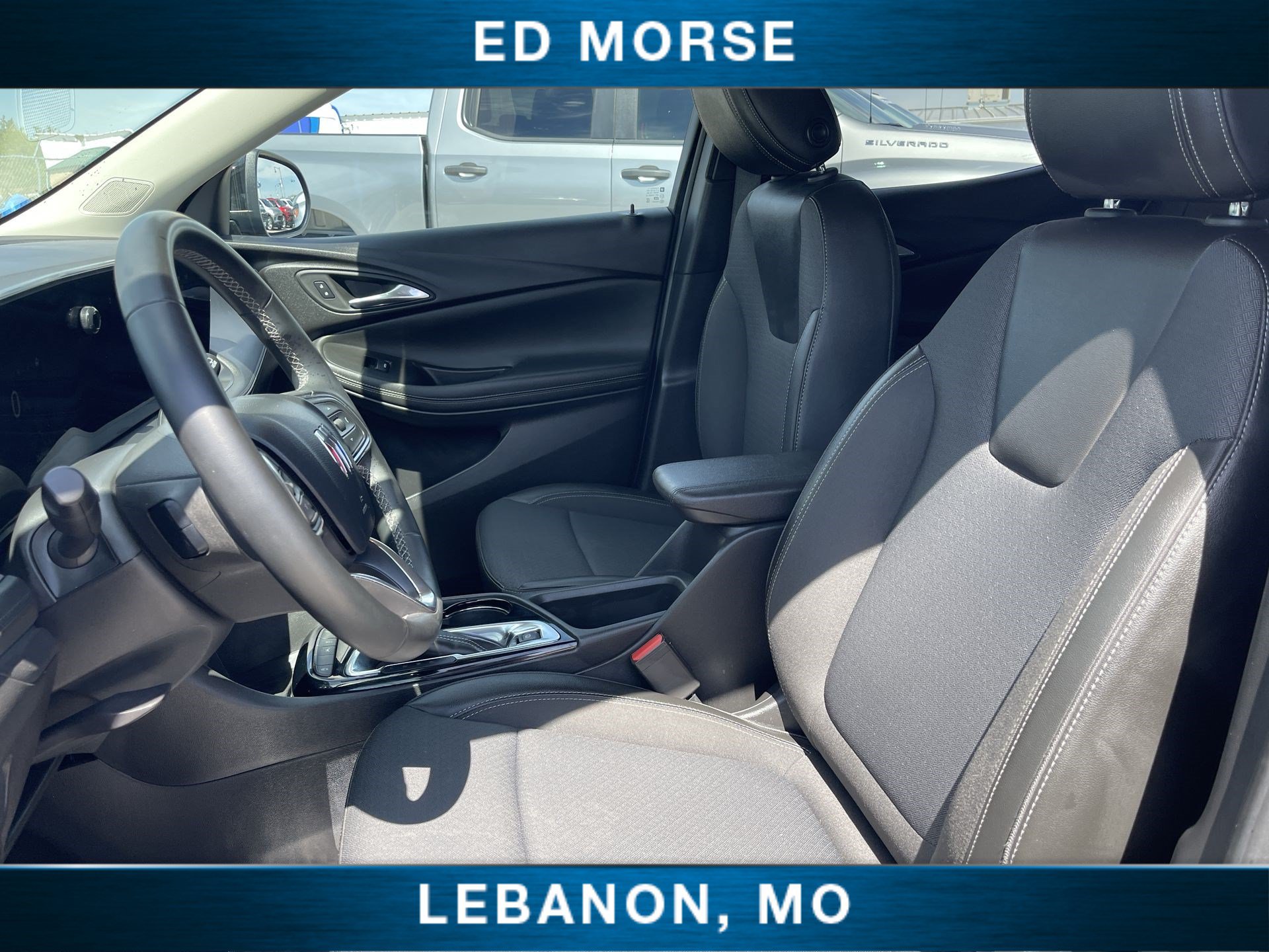 Used 2025 Buick Encore GX Preferred FWD image 18