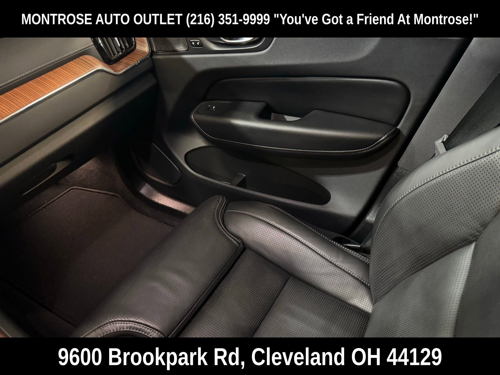 Used 2024 Volvo XC60 T8 Ultimate w/ Protection Package Premier image 39