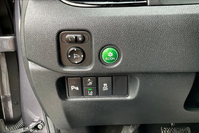 Used 2022 Honda Pilot Touring image 15