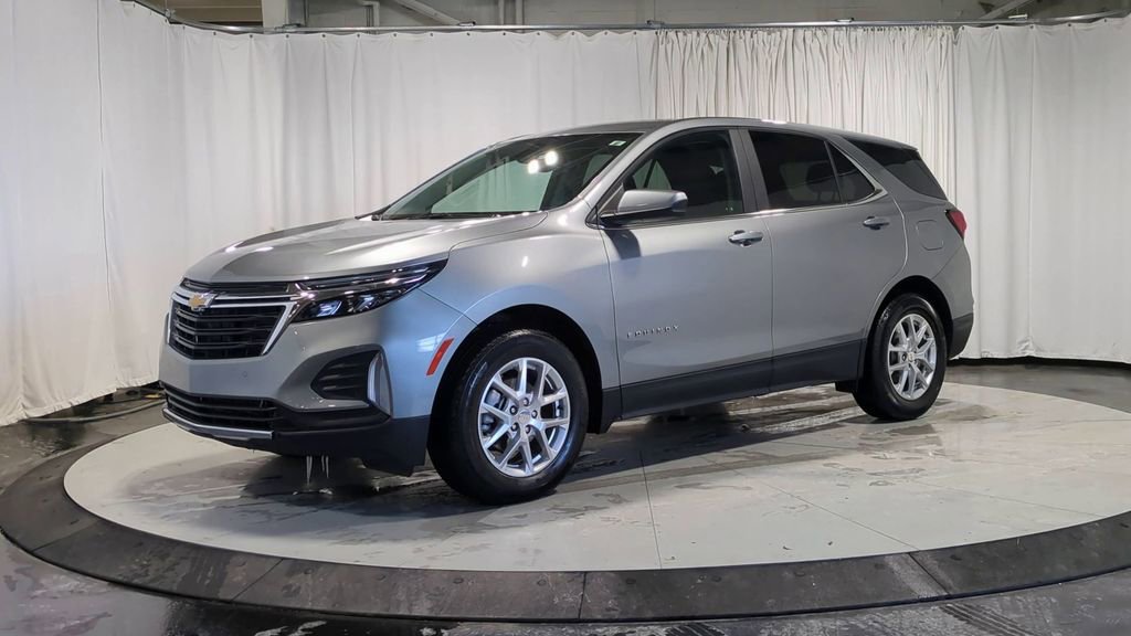 Used 2023 Chevrolet Equinox LT image 4