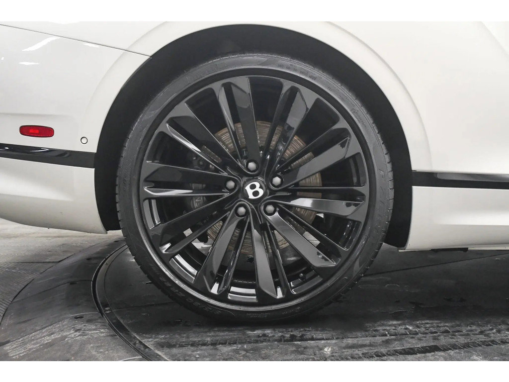 Used 2022 Bentley Continental GT Speed image 33