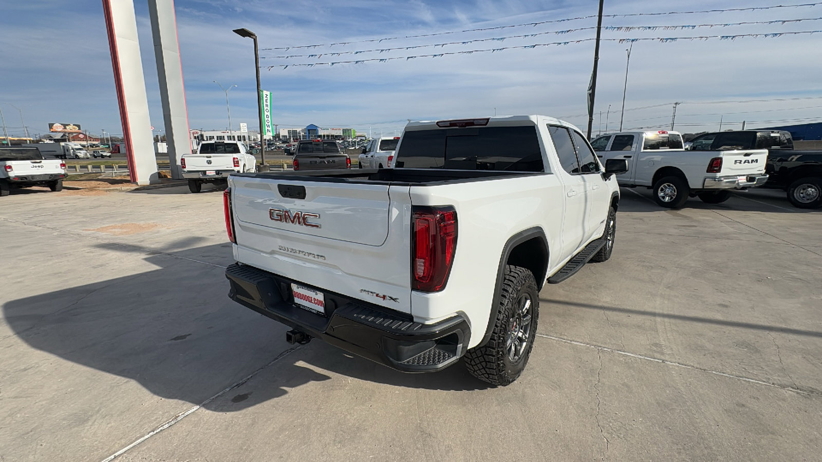 Used 2026 GMC Sierra 1500 AT4X image 5