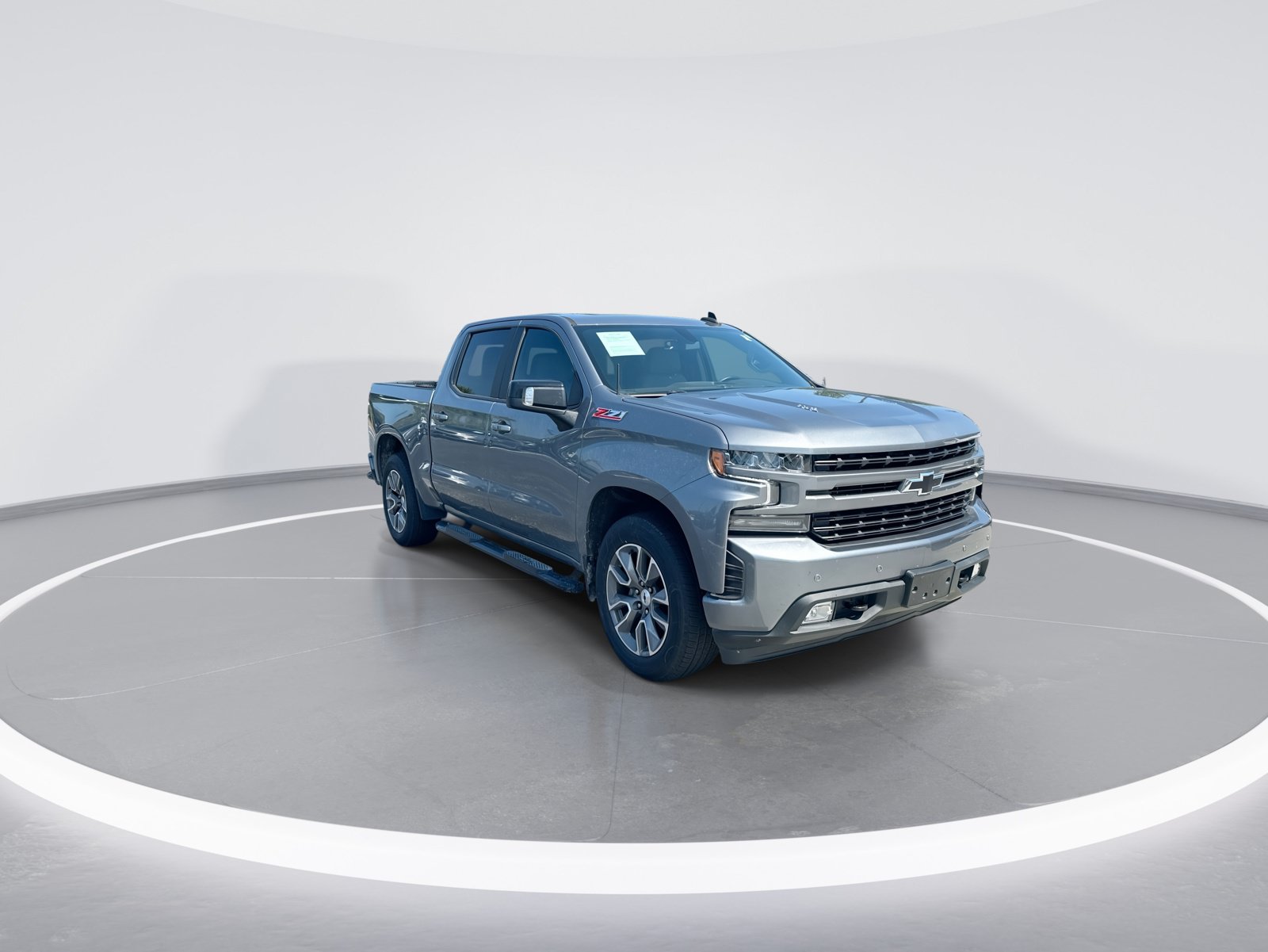 Used 2021 Chevrolet Silverado 1500 RST w/ Convenience Package II AWD/4WD image 2