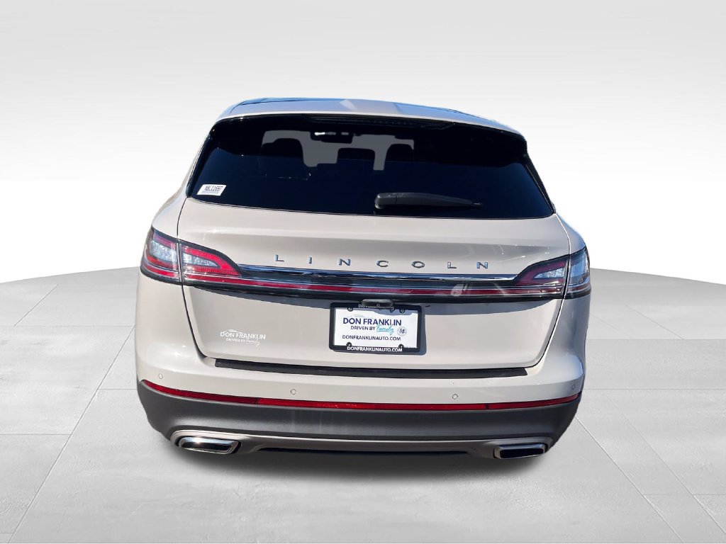 Used 2022 Lincoln Nautilus Reserve w/ Equipment Group 201A AWD/4WD image 4