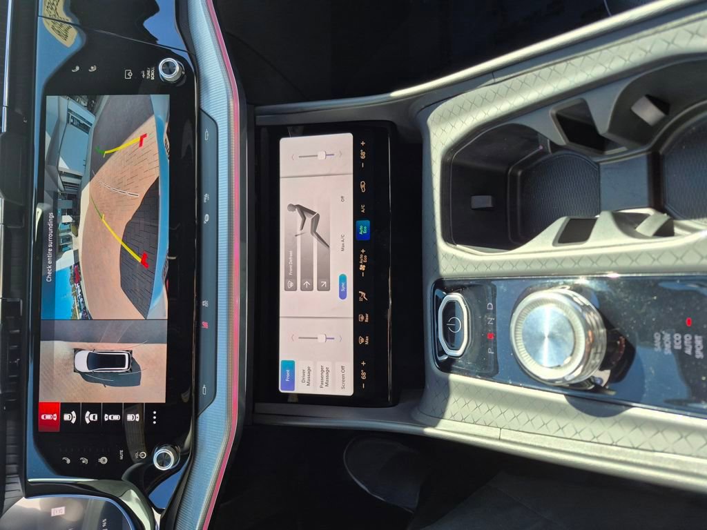 Used 2025 Jeep Wagoneer S Launch Edition image 15