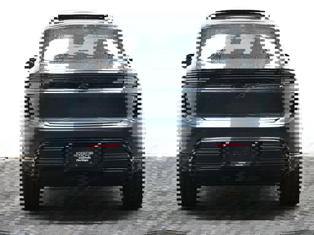 New 2025 Porsche Macan Turbo Electric image 6