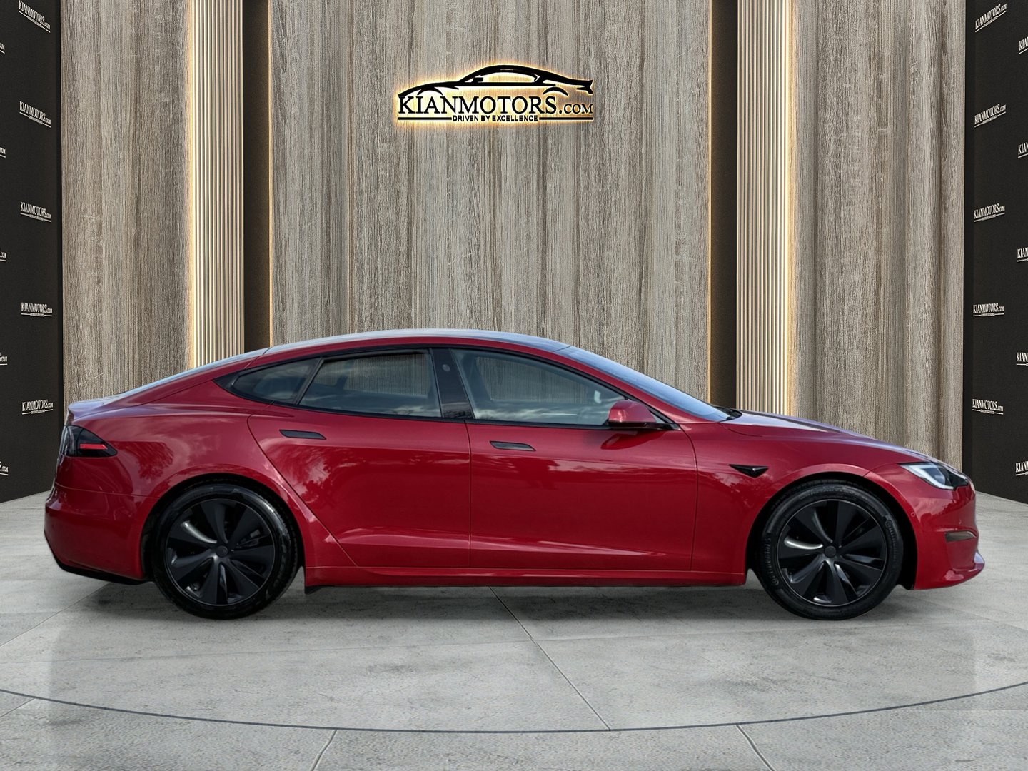 Used 2022 Tesla Model S image 13