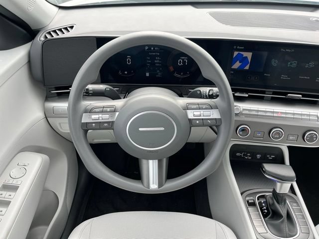 New 2026 Hyundai Kona SE FWD image 8