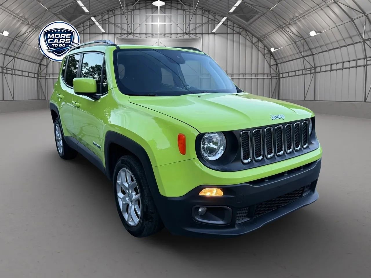 Used 2018 Jeep Renegade Latitude w/ Cold Weather Group FWD image 8