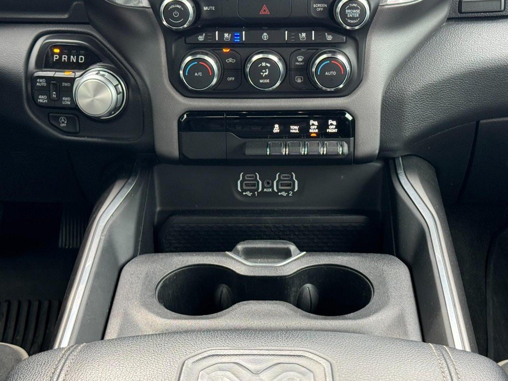 Used 2021 RAM 1500 Laramie w/ Sport Appearance Package AWD/4WD image 17