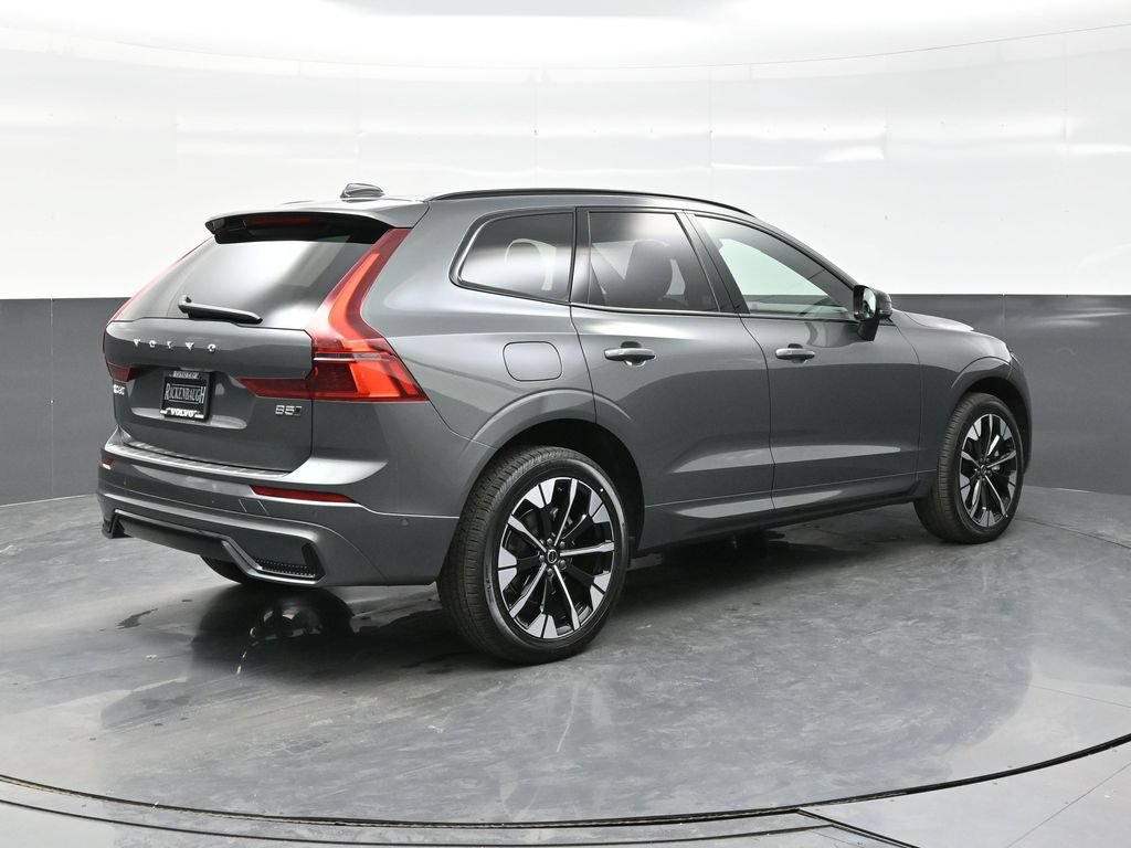 New 2026 Volvo XC60 B5 Plus w/ Protection Package Premier AWD/4WD image 7
