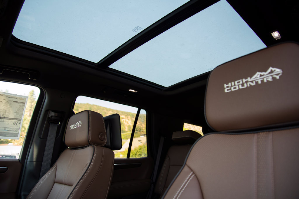 New 2026 Chevrolet Tahoe High Country AWD/4WD image 12