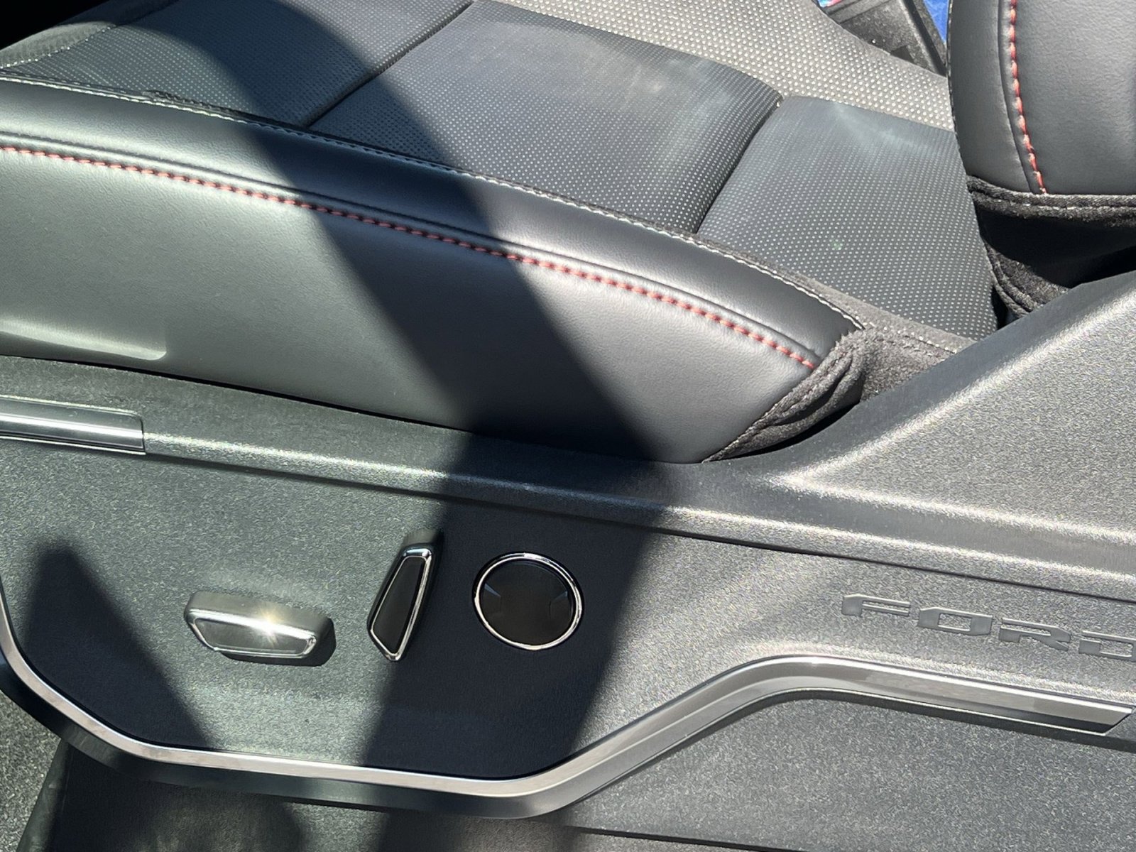 New 2025 Ford F150 Raptor image 14