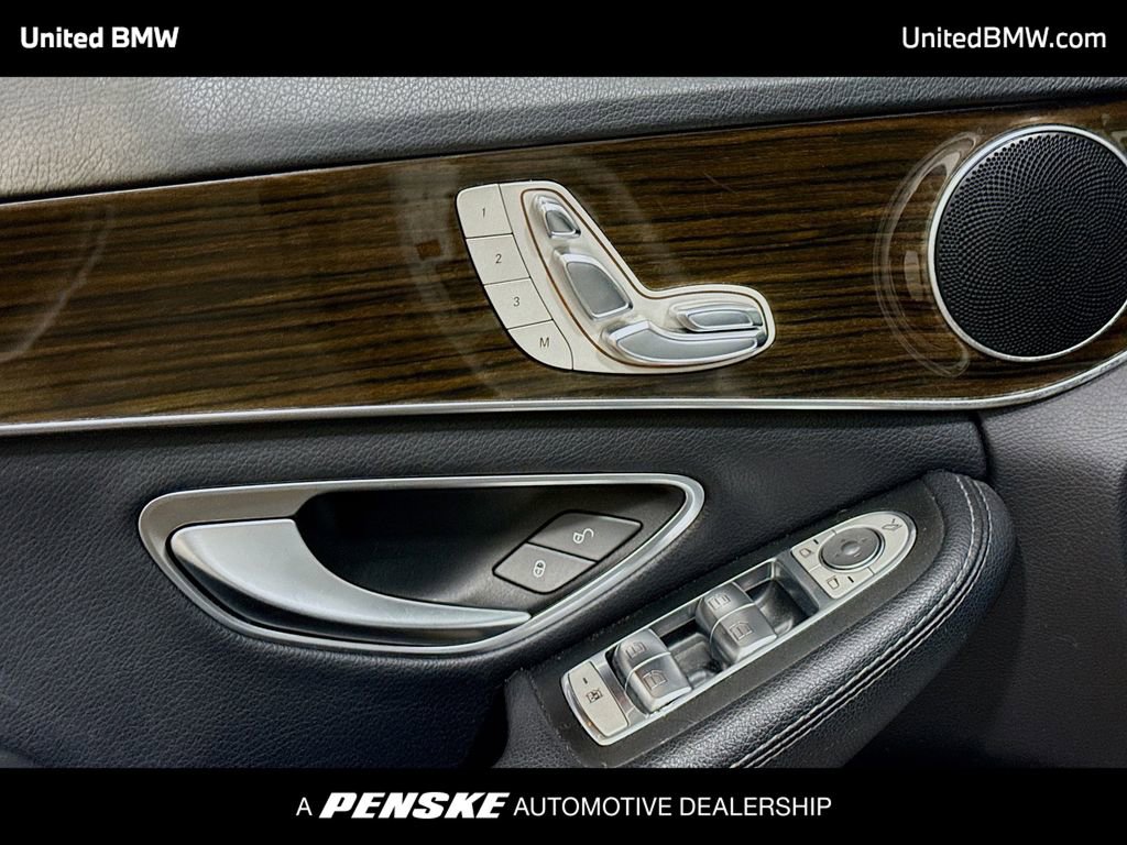 Used 2018 Mercedes-Benz C 300 4MATIC Sedan image 3