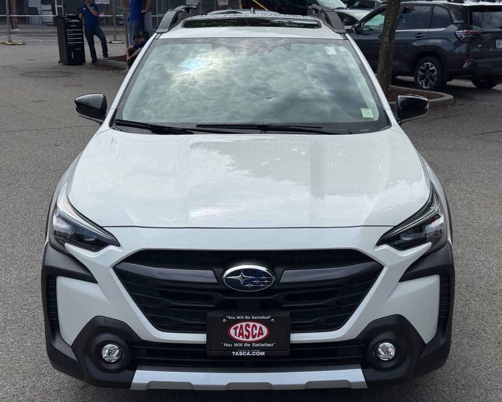 Used 2023 Subaru Outback Limited AWD/4WD image 2