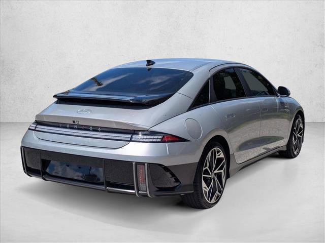Used 2025 Hyundai Ioniq 6 SEL RWD image 5