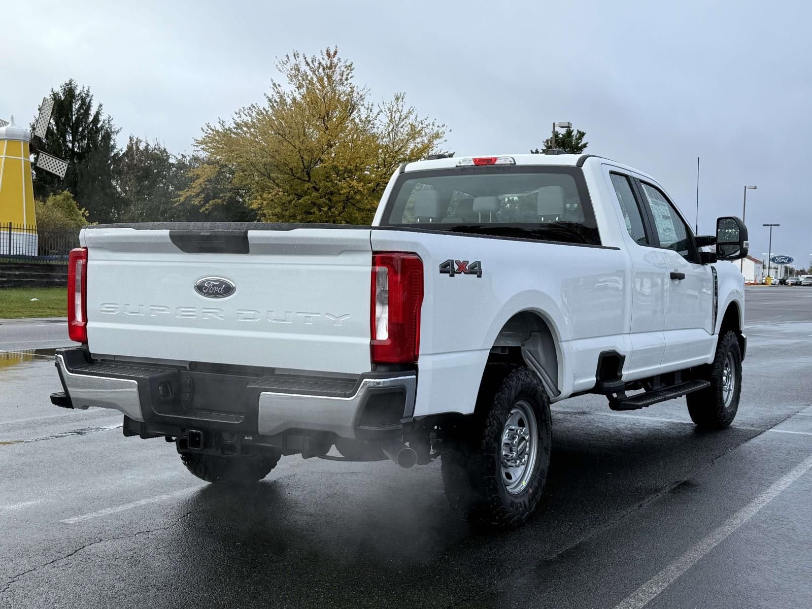 New 2026 Ford F250 XL w/ XL Off-Road Package image 2