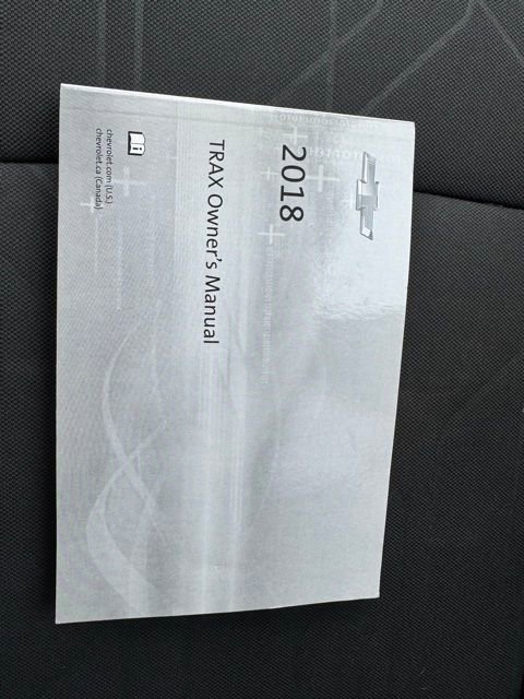 Used 2018 Chevrolet Trax LT w/ LT Convenience Package FWD image 22