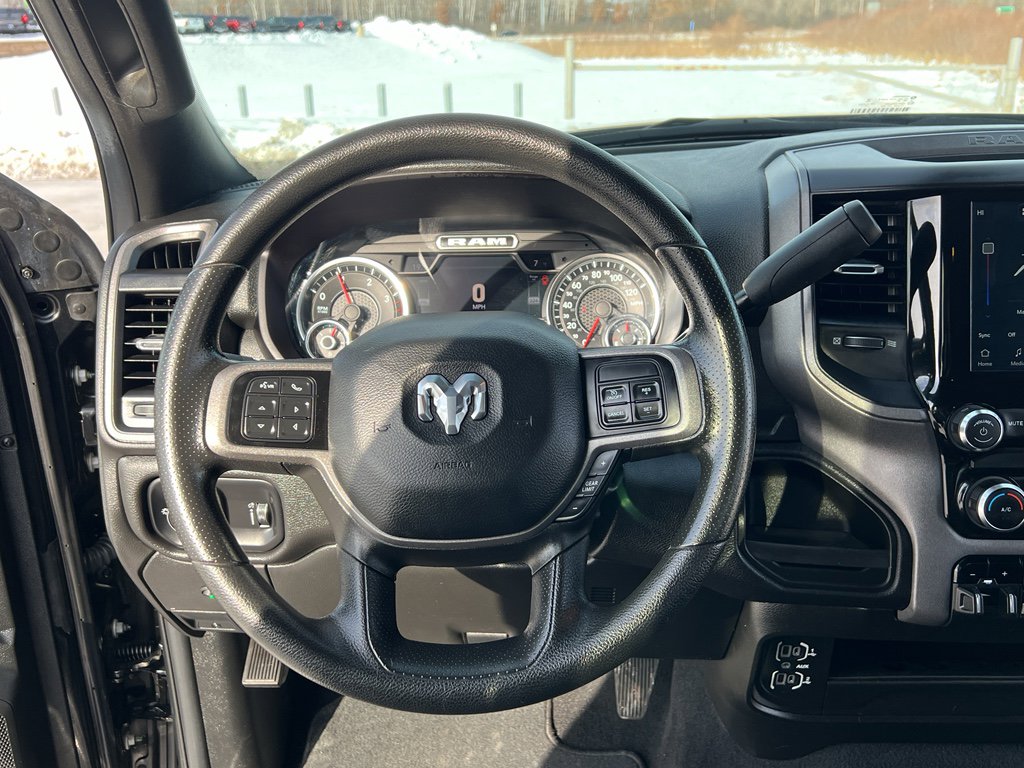 Used 2022 RAM 3500 Tradesman image 33