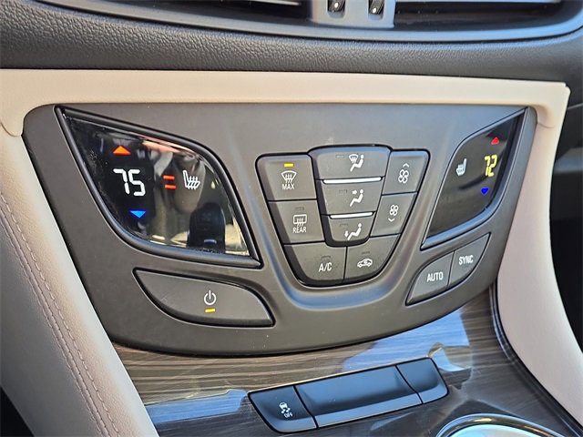 Used 2020 Buick Envision Preferred image 16