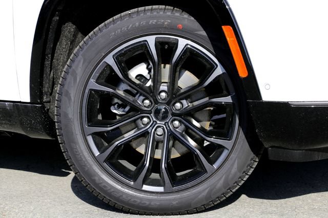 New 2026 Jeep Grand Wagoneer Summit AWD/4WD image 2
