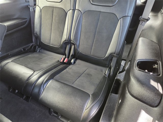 Used 2022 Jeep Grand Cherokee L Laredo image 11