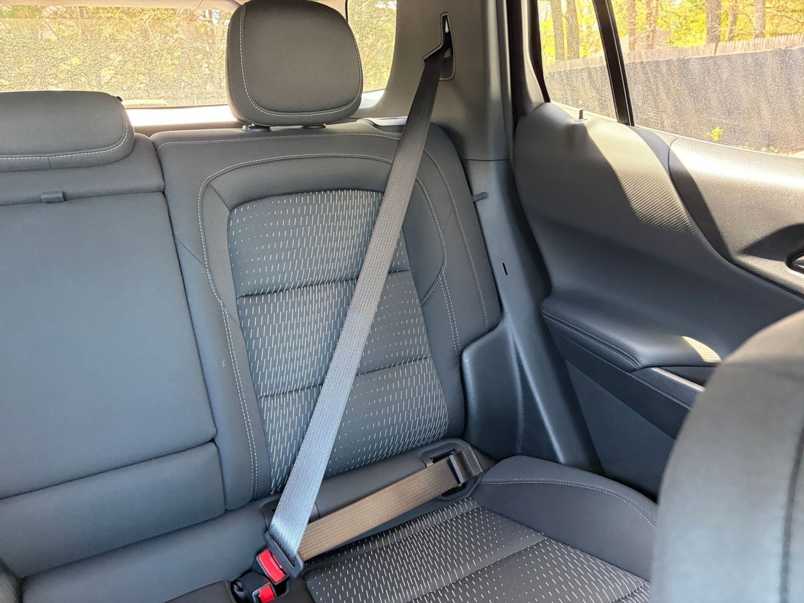 Used 2025 Chevrolet Equinox LT FWD image 38