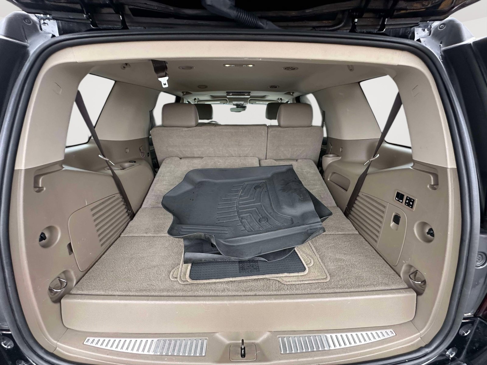 Used 2020 Chevrolet Tahoe LT image 35