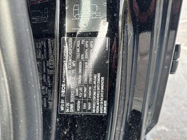 Used 2025 INEOS Grenadier Fieldmaster Edition AWD/4WD image 45