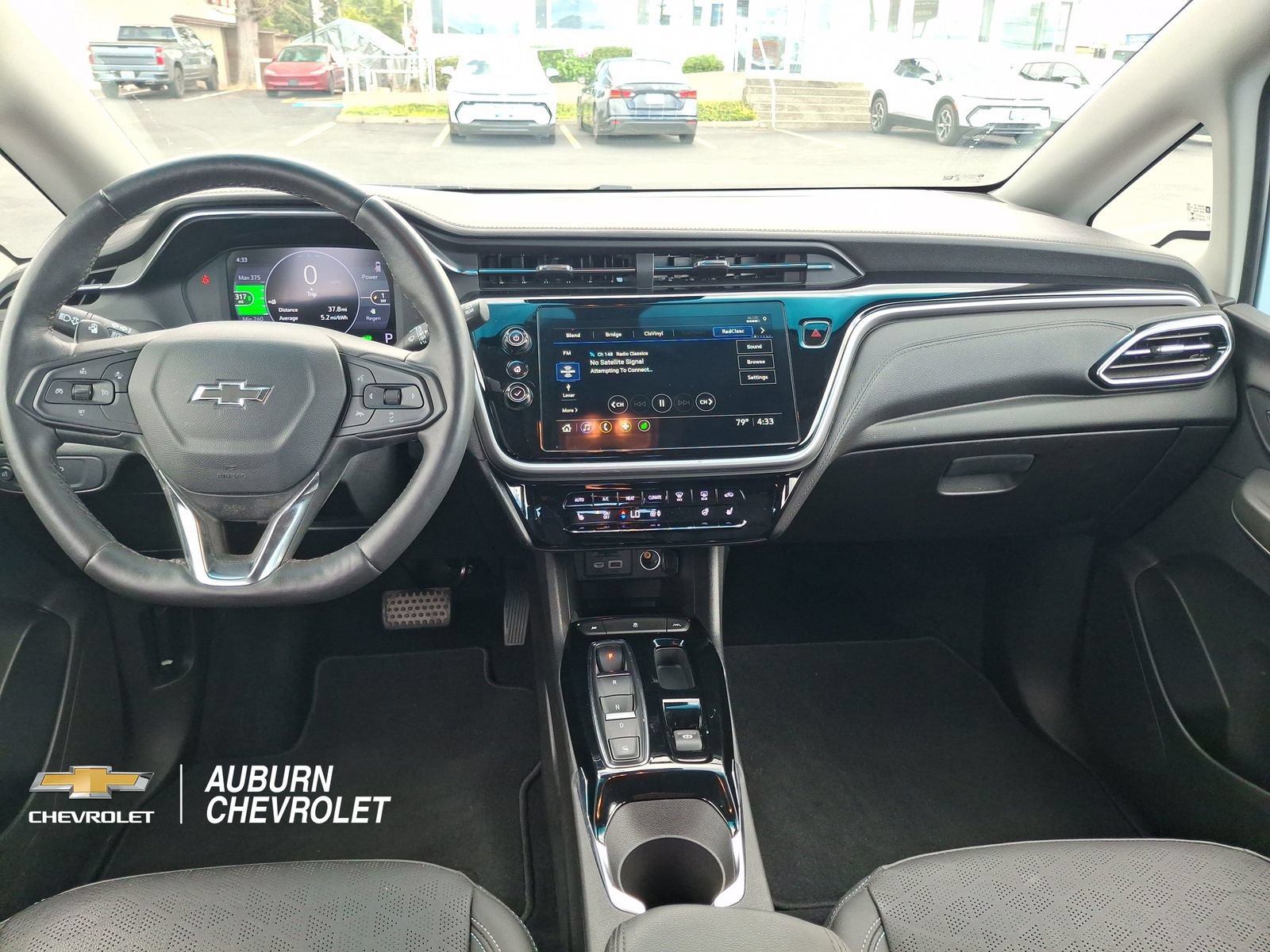 Used 2023 Chevrolet Bolt LT FWD image 9