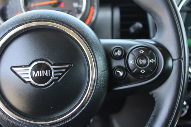 Used 2020 MINI Cooper 2-Door Hardtop FWD image 20
